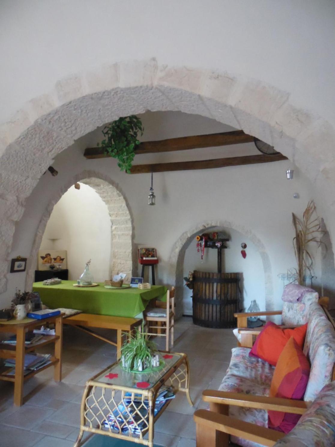 B&B Trulli Sotto La Cupa Martina Franca Ngoại thất bức ảnh